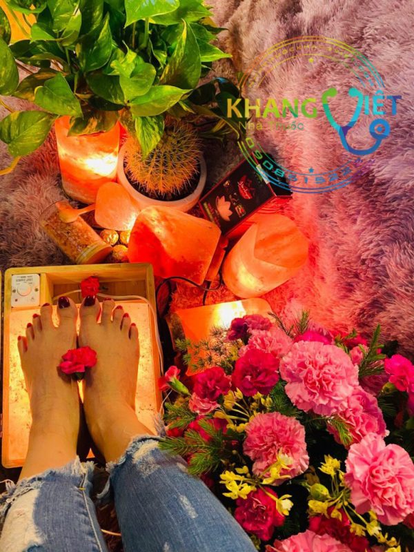Đèn Đá Muối Himalaya ngâm chân - Giúp bạn tự chữa lành bệnh