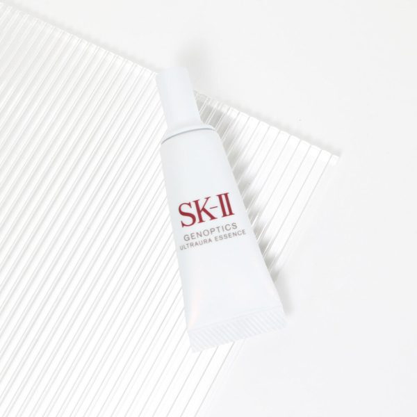 Serum SK-II Genoptics Ultraura Essence 10ml – Tinh Chất Dưỡng Trắng Cao Cấp