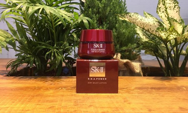 Kem Chống Lão Hóa Dành Cho Da Dầu SK-II R.N.A Power Airy Milky Lotion 50g