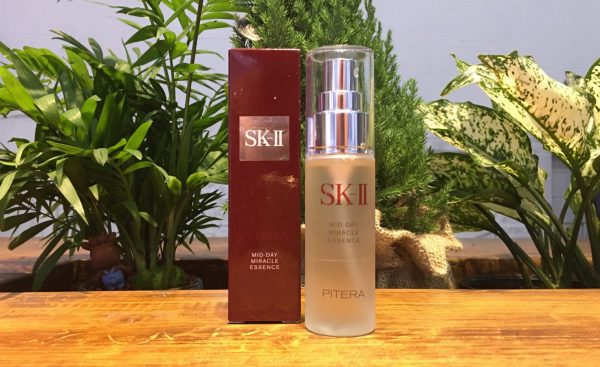 Xịt Khoáng SK-II Mid Day Miracle Essence 50ml – Giữ ẩm và làm dịu da tức thì